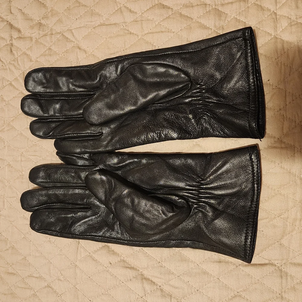 Womens Adrienne Vittadini Leather Gloves
